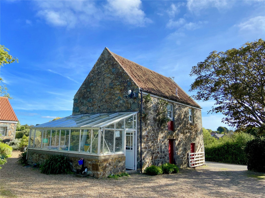 Property Image 1