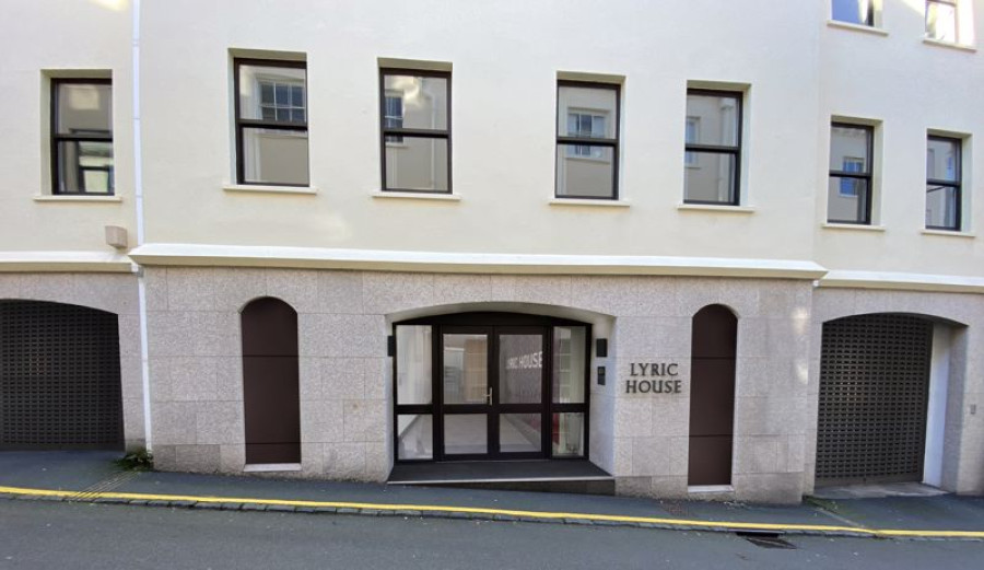 Property photo 1
