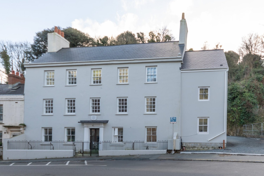 Property Image 1