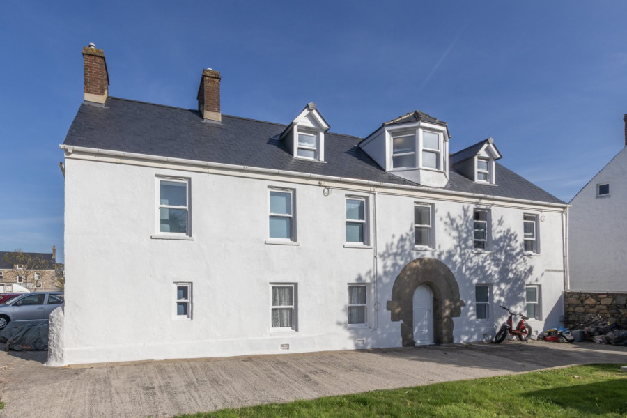 Property Image 1