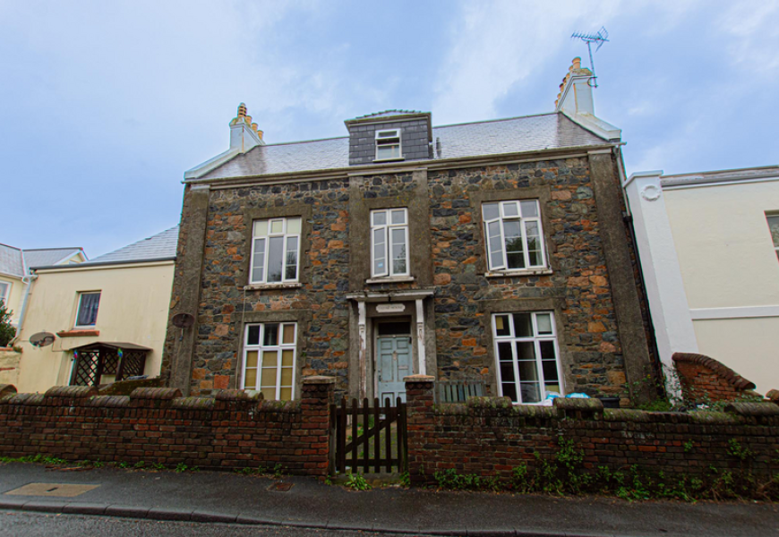 Property Image 1