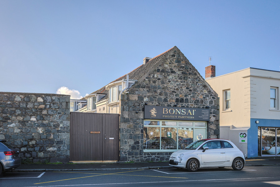 Property Image 1