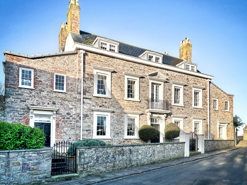 Property Image 1