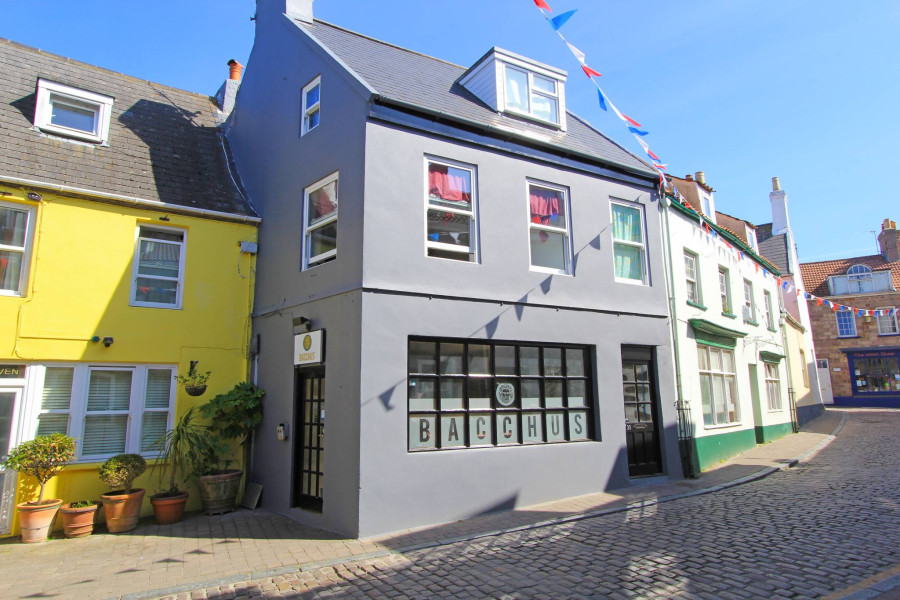 Property Image 1