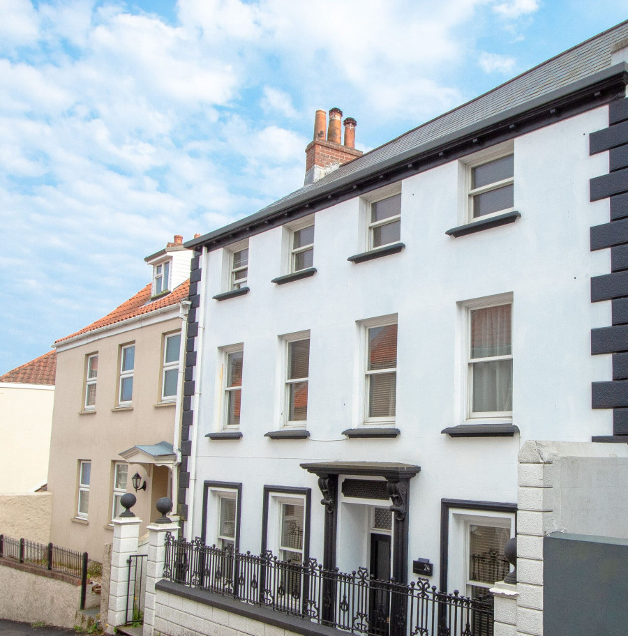 Property Image 1