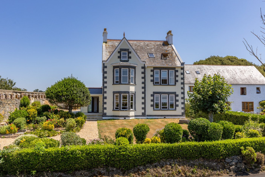 Property Image 1