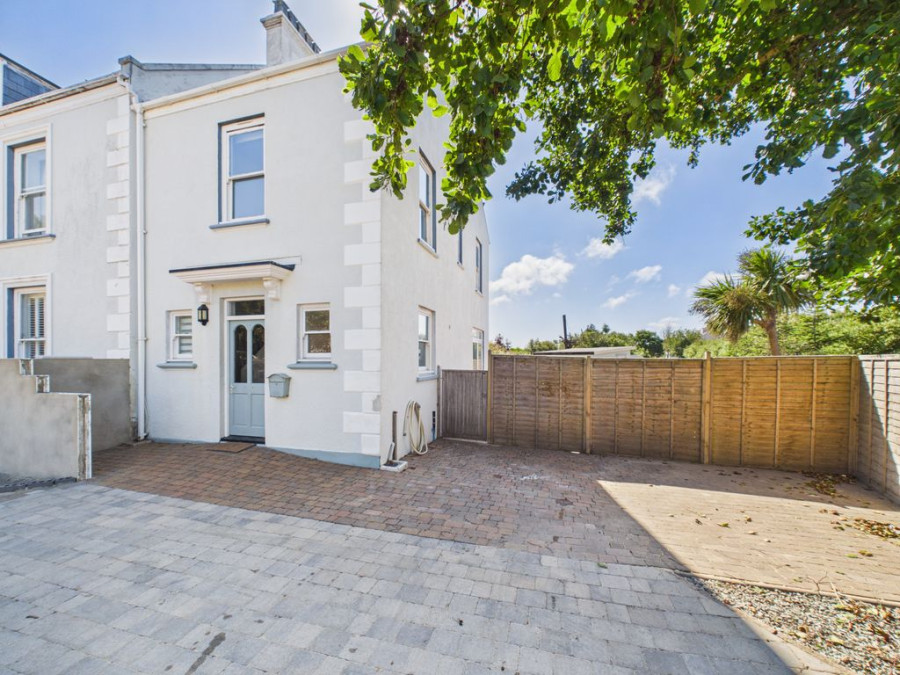 Property Image 1