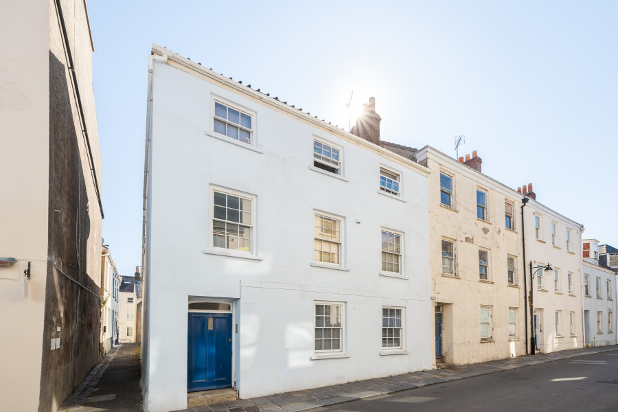 Property photo 1