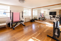 Photo 12