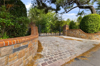Photo 25