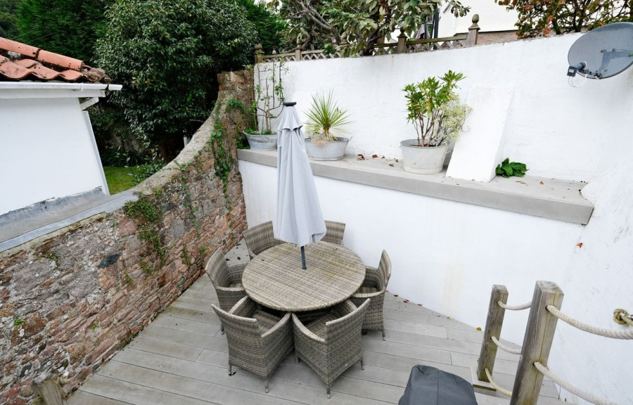Photo 20