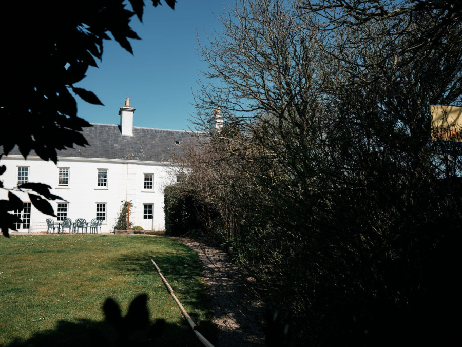 Photo 3